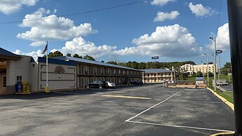 Days Inn by Wyndham Cookeville