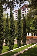 Renaissance Austin Hotel