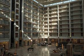 Renaissance Austin Hotel