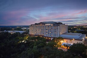 Renaissance Austin Hotel