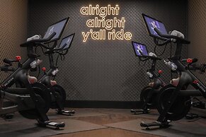 Renaissance Austin Hotel