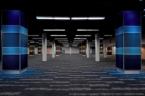 Renaissance Austin Hotel