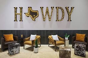 Renaissance Austin Hotel