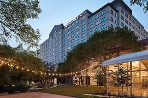 Renaissance Austin Hotel