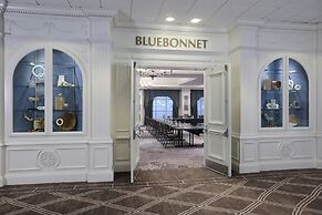 Renaissance Austin Hotel