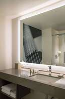 Renaissance Austin Hotel