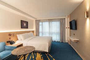 Holiday Inn Golden Mile Hong Kong by IHG