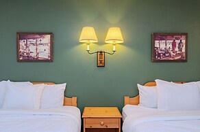Holiday Acres Resort