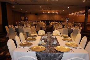 Ramada by Wyndham Grand Forks