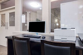 Ramada by Wyndham Grand Forks