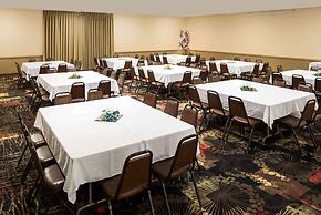 Ramada by Wyndham Grand Forks