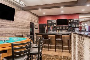 Ramada by Wyndham Grand Forks