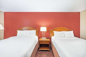 Ramada by Wyndham Grand Forks