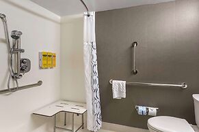 Best Western Plus Landmark Inn