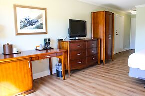 Cape Cod Irish Village