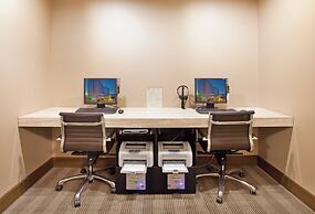 Holiday Inn Vancouver Centre by IHG