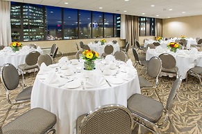 Holiday Inn Vancouver Centre by IHG
