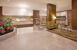 Holiday Inn Vancouver Centre by IHG