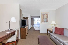 Hawthorn Suites by Wyndham Midwest City Tinker AFB