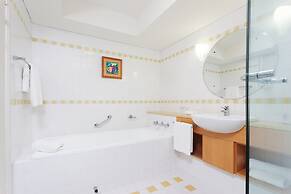 Crowne Plaza Perth by IHG