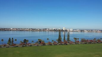 Crowne Plaza Perth by IHG