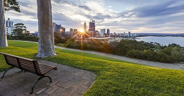 Crowne Plaza Perth by IHG