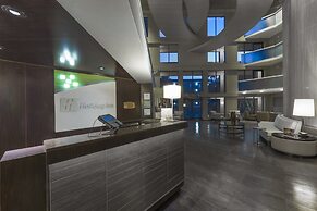 Holiday Inn & Suites Phoenix Airport North by IHG