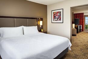 Holiday Inn & Suites Phoenix Airport North by IHG