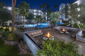 Holiday Inn & Suites Phoenix Airport North by IHG