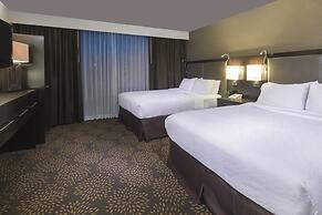 Holiday Inn & Suites Phoenix Airport North by IHG