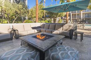 Holiday Inn & Suites Phoenix Airport North by IHG