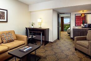 Holiday Inn & Suites Phoenix Airport North by IHG