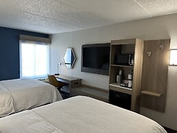 Holiday Inn Express & Suites Eden Prairie – Minneapolis, an IHG Hotel