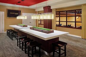 Courtyard by Marriott Arlington Crystal City/Reagan National