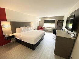 Ramada by Wyndham Tuscaloosa