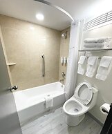 Ramada by Wyndham Tuscaloosa