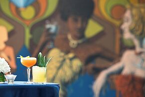 American Hotel Atlanta Downtown, Tapestry Collection Hilton