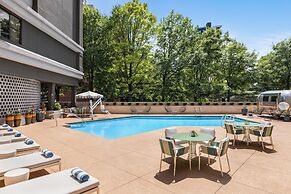 American Hotel Atlanta Downtown, Tapestry Collection Hilton