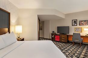 American Hotel Atlanta Downtown, Tapestry Collection Hilton