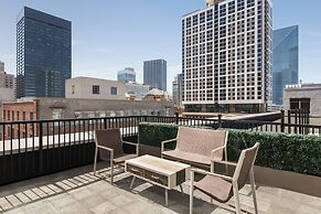 American Hotel Atlanta Downtown, Tapestry Collection Hilton