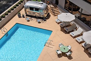 American Hotel Atlanta Downtown, Tapestry Collection Hilton