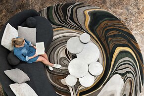 American Hotel Atlanta Downtown, Tapestry Collection Hilton