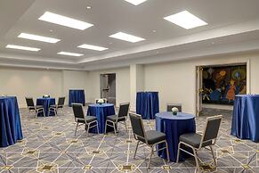 American Hotel Atlanta Downtown, Tapestry Collection Hilton