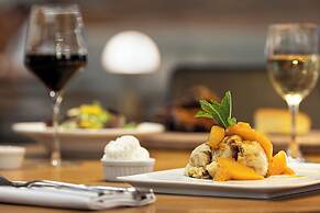 American Hotel Atlanta Downtown, Tapestry Collection Hilton