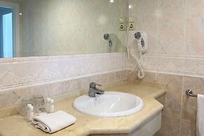 Aparthotel PYR Fuengirola