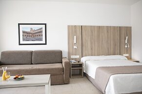 Aparthotel PYR Fuengirola