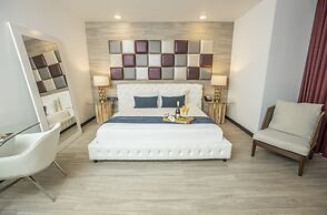 Catalina Hotel & Beach Club