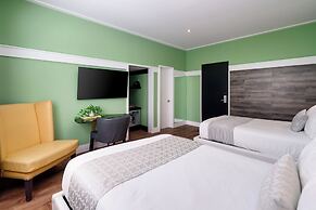 Catalina Hotel & Beach Club