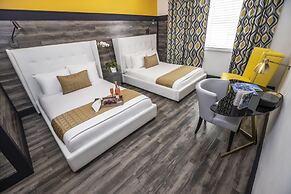 Catalina Hotel & Beach Club