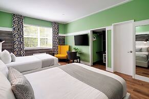 Catalina Hotel & Beach Club